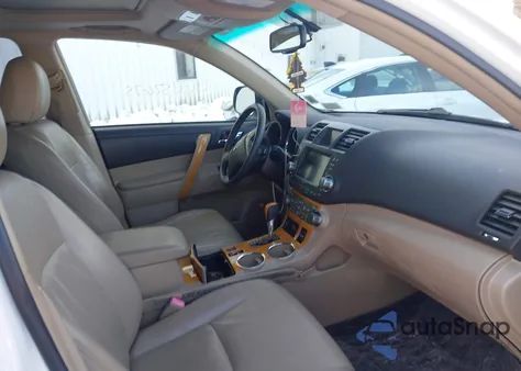 2010 Toyota Highlander Hybrid Limited V6 from USA, damaged, VIN JTEJW3EH7A2042203